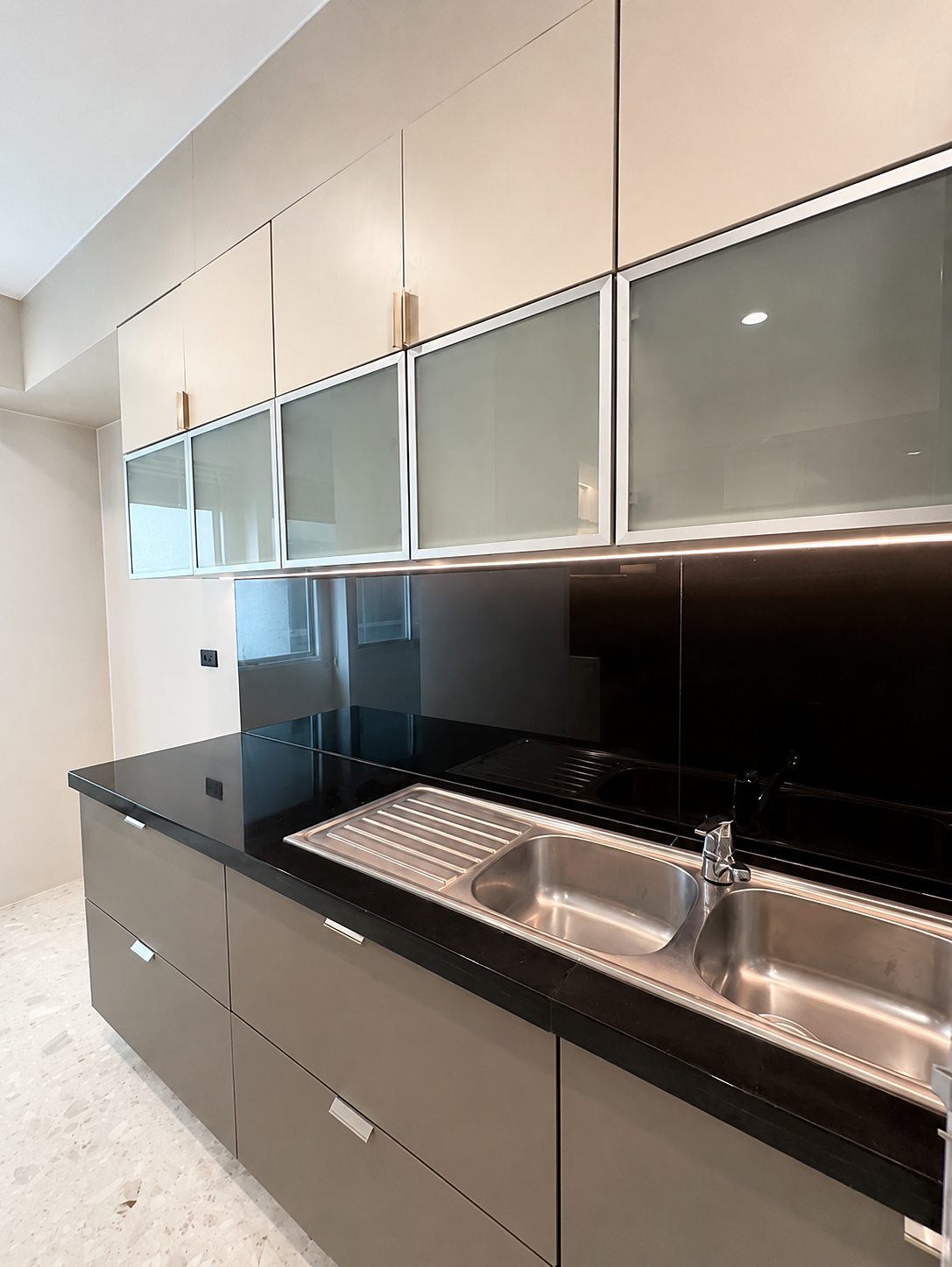 Royal Residence Park: Kitchen sink