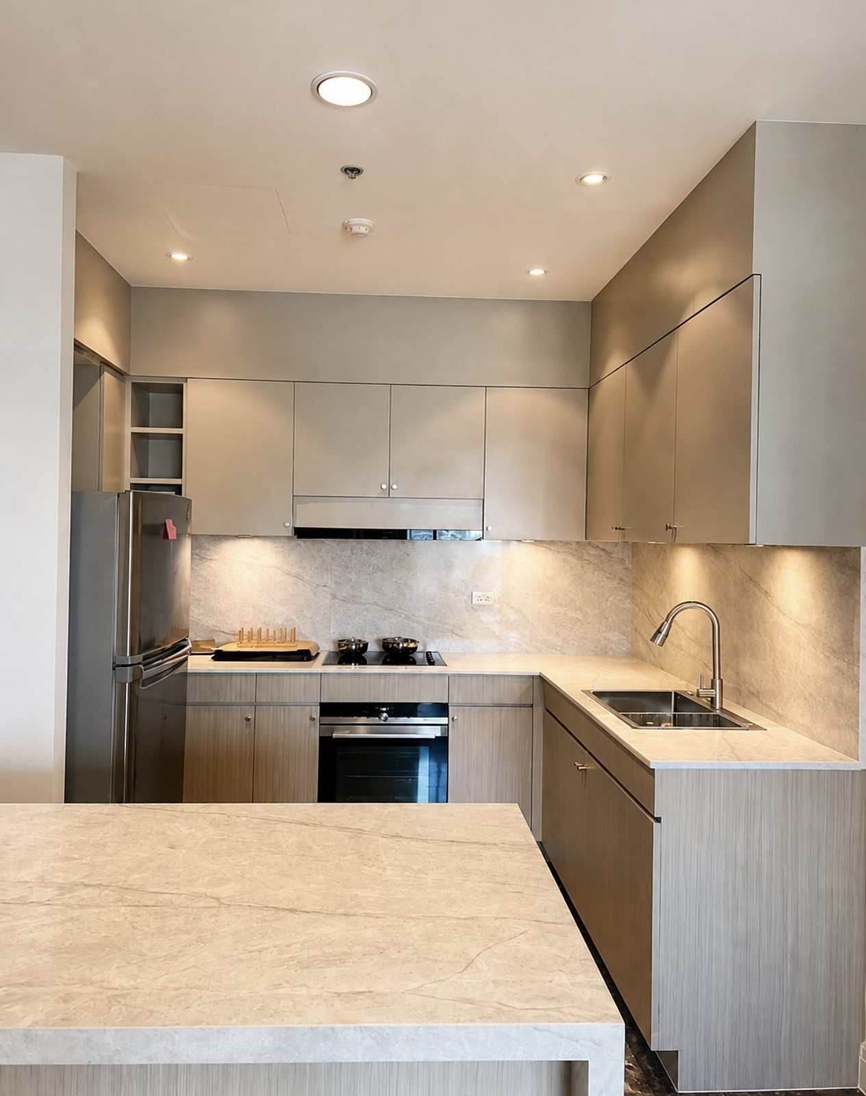 Royal Residence Park: Kitchen