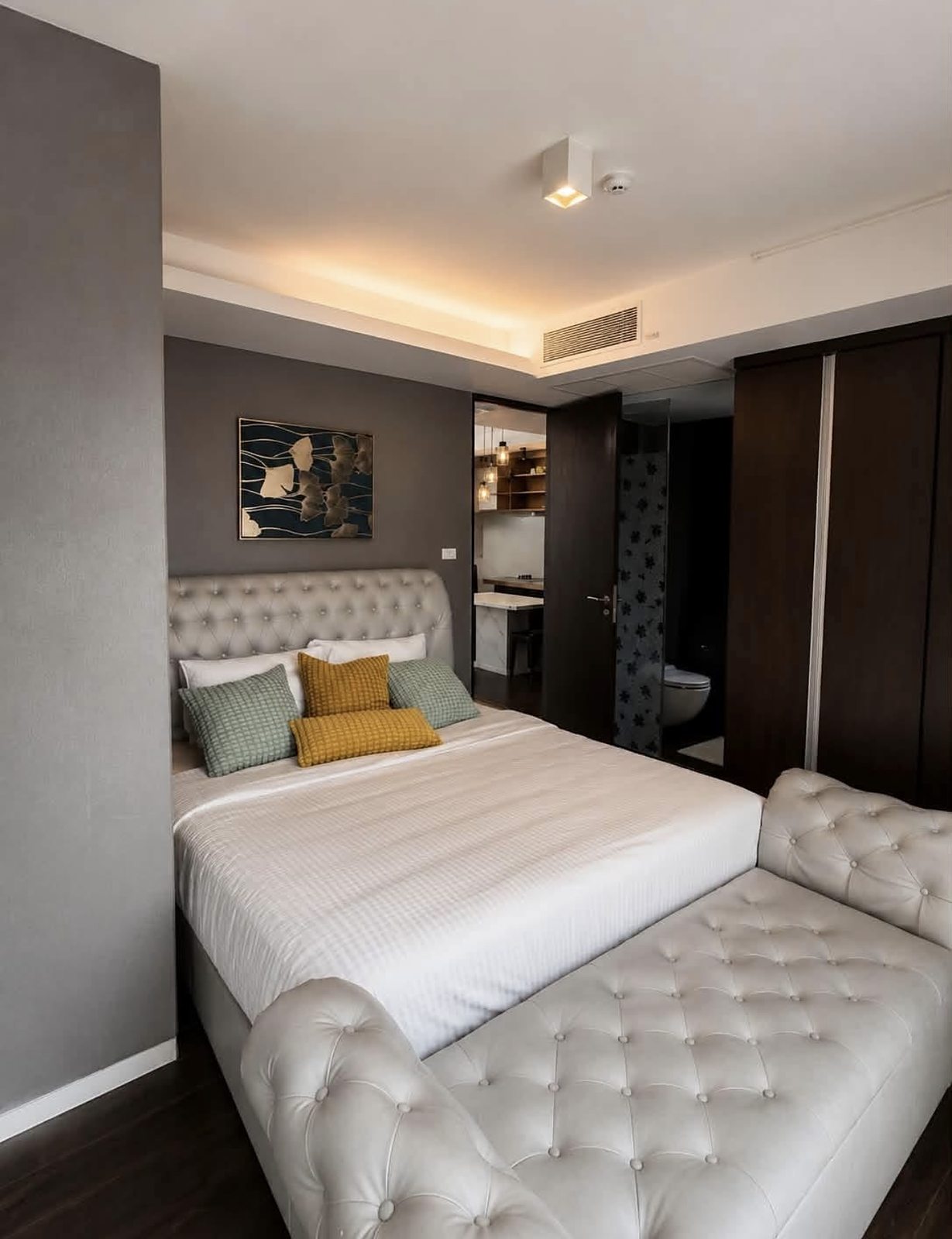 Siamese Gioia: Bedroom