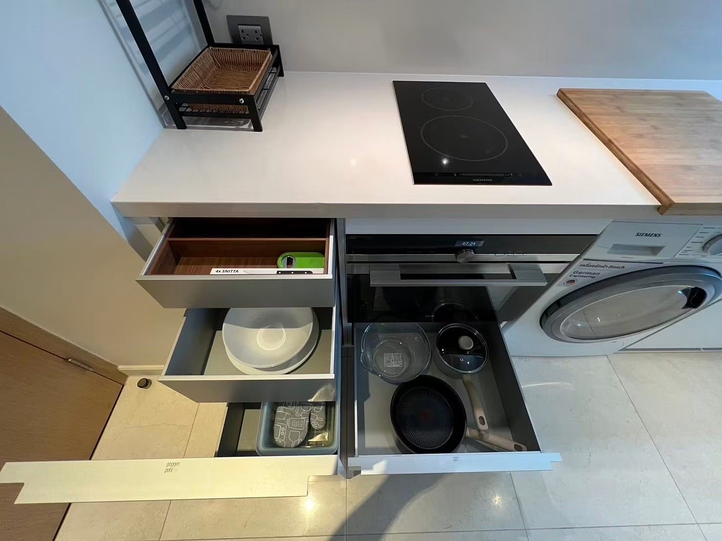 Sindhorn Residence: Kitchen storage