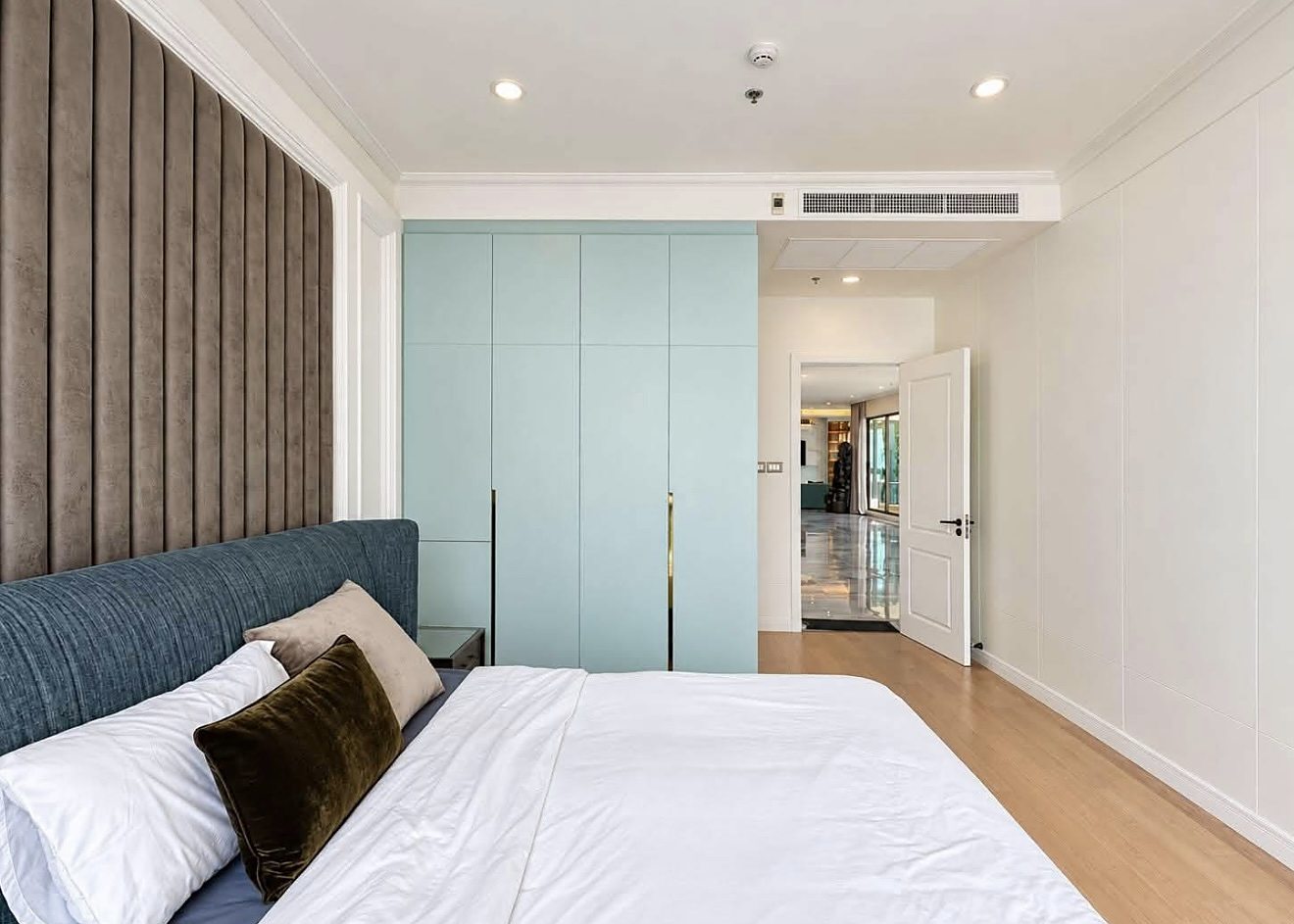 Supalai Oriental Sukhumvit 39: Second bedroom