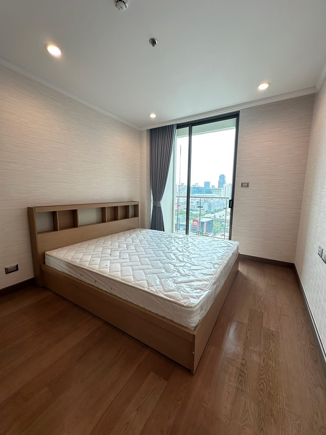 Supalai Oriental Sukhumvit 39: Second bedroom