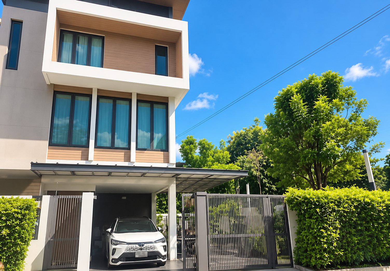 The Ava Residence 77: House exterior
