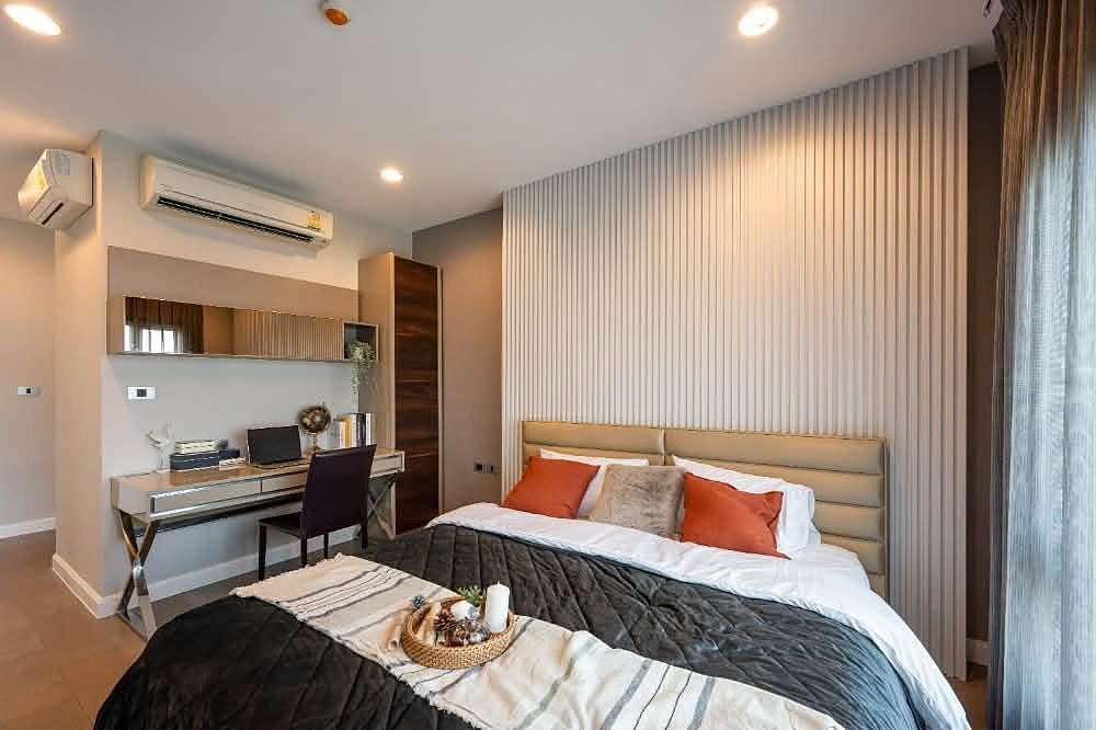 The Crest Sukhumvit 34: Bedroom