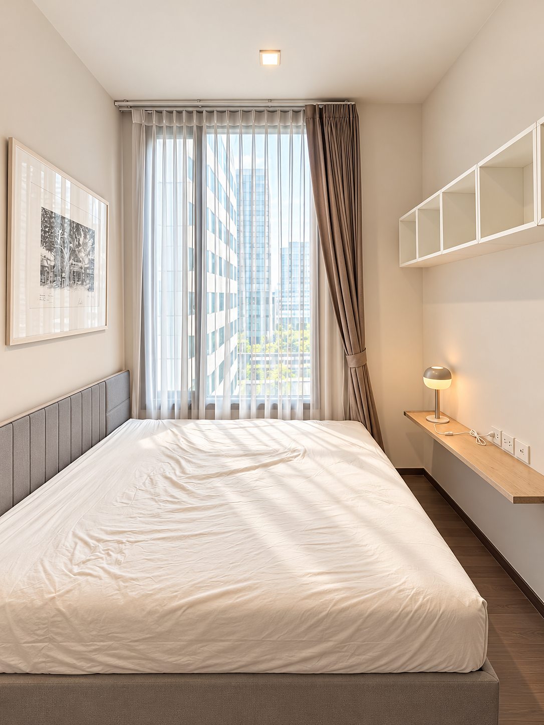 Edge Sukhumvit 23: Bedroom