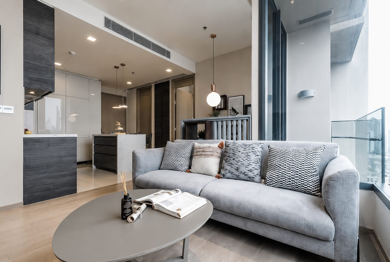 The Esse Asoke: Living room