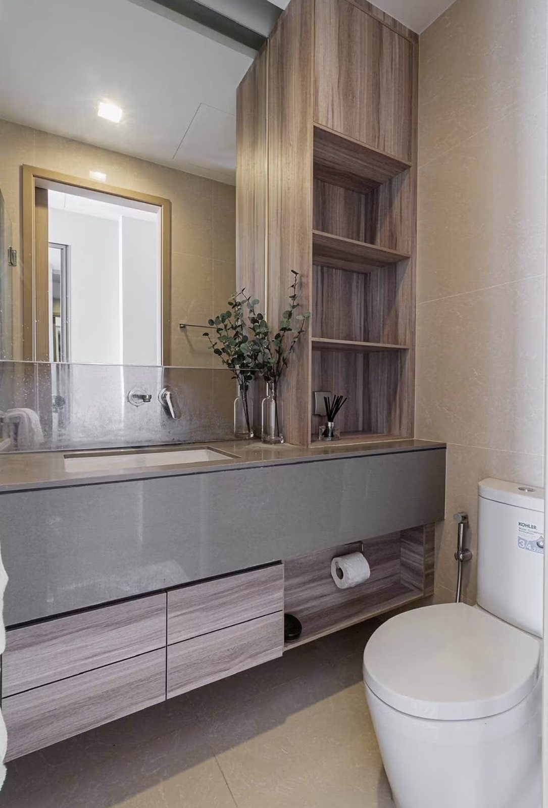 The Esse Asoke: Bathroom