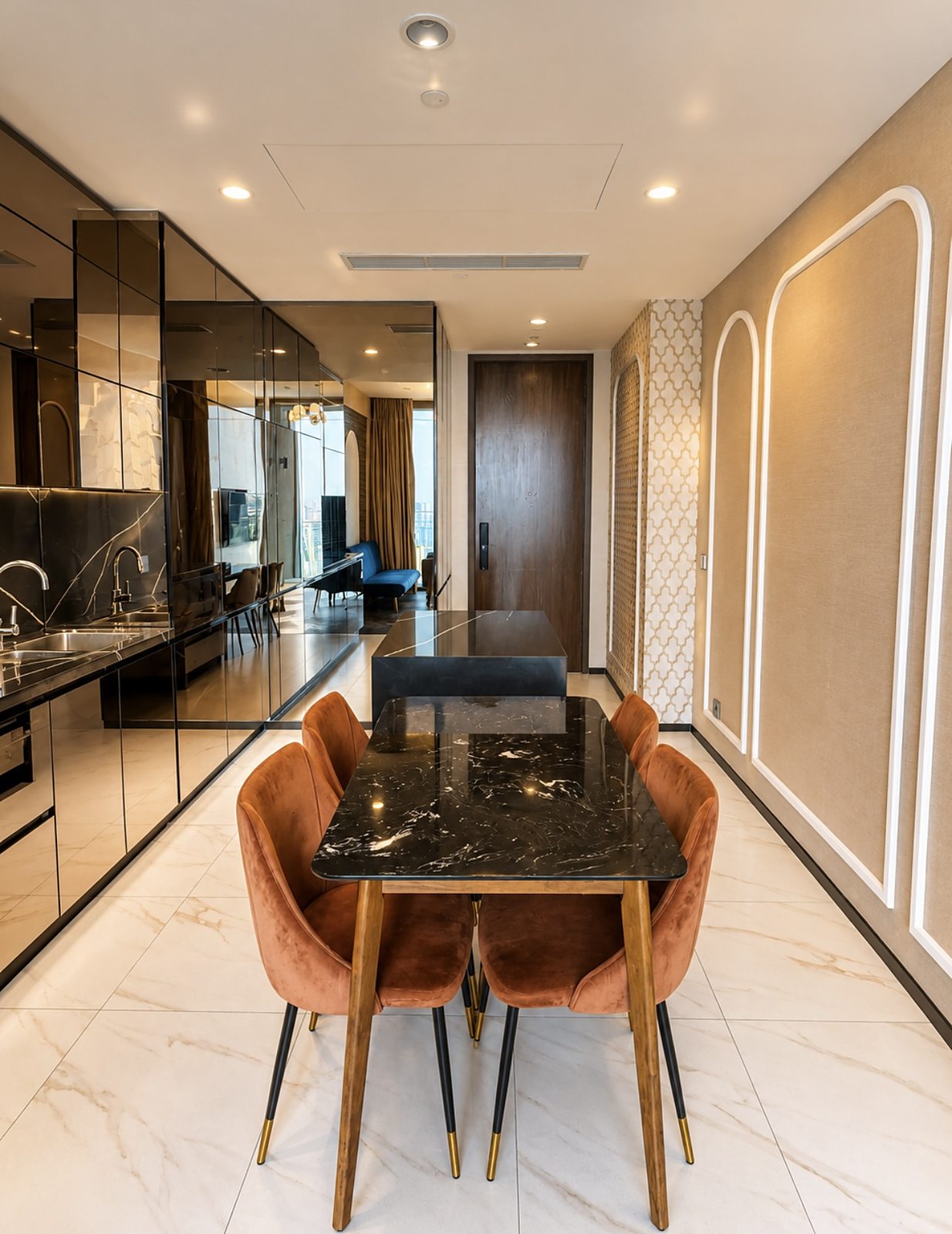 The Esse Sukhumvit 36: Kitchen and dining area