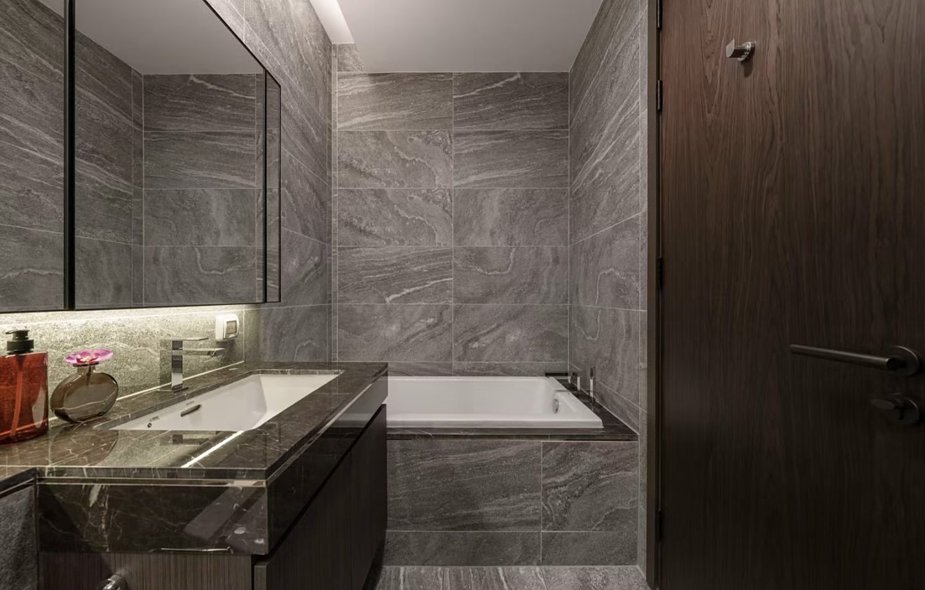 The Esse Sukhumvit 36: Bathroom [show unit]