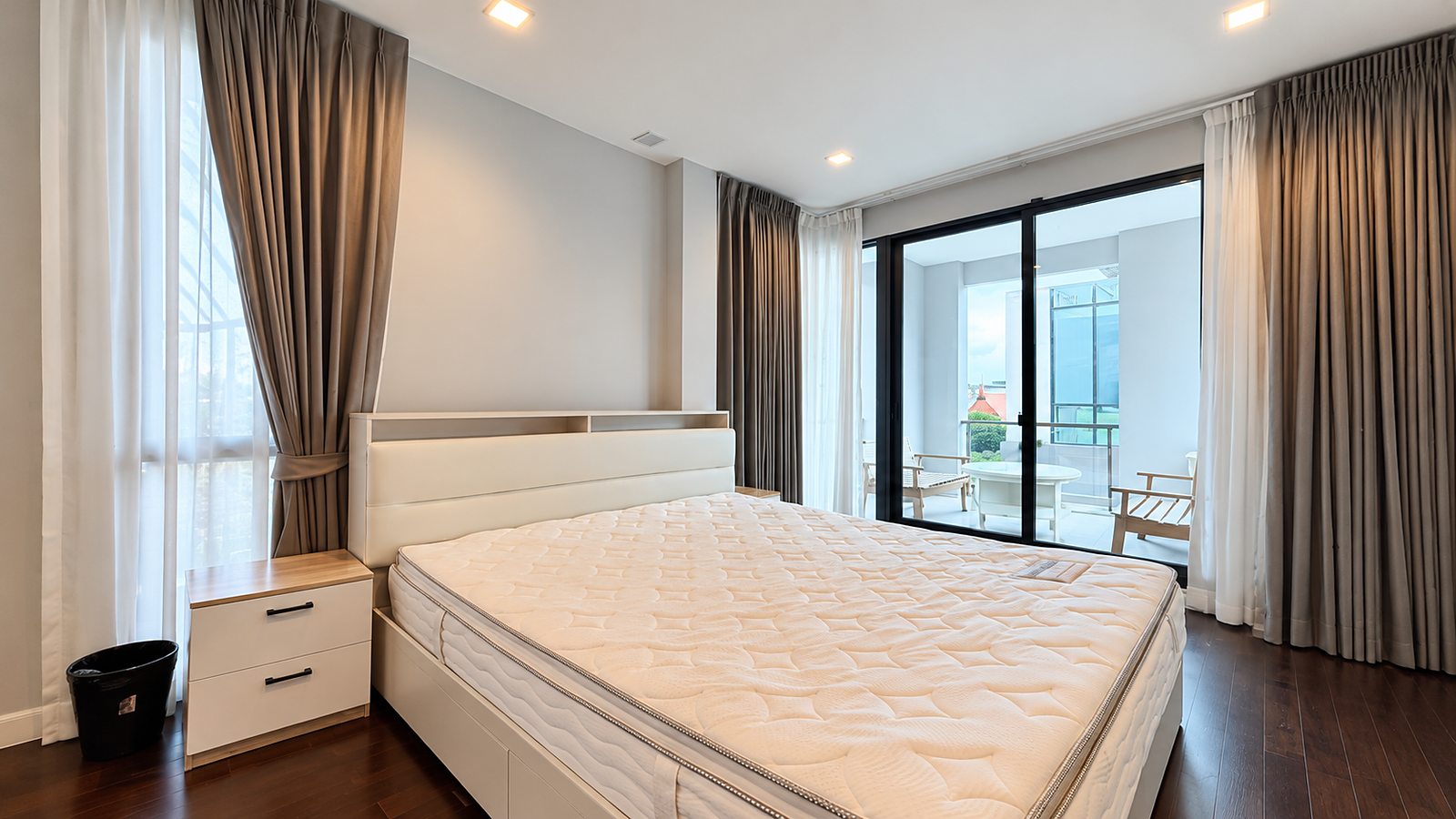 The Gentry Pattanakarn 2: Bedroom