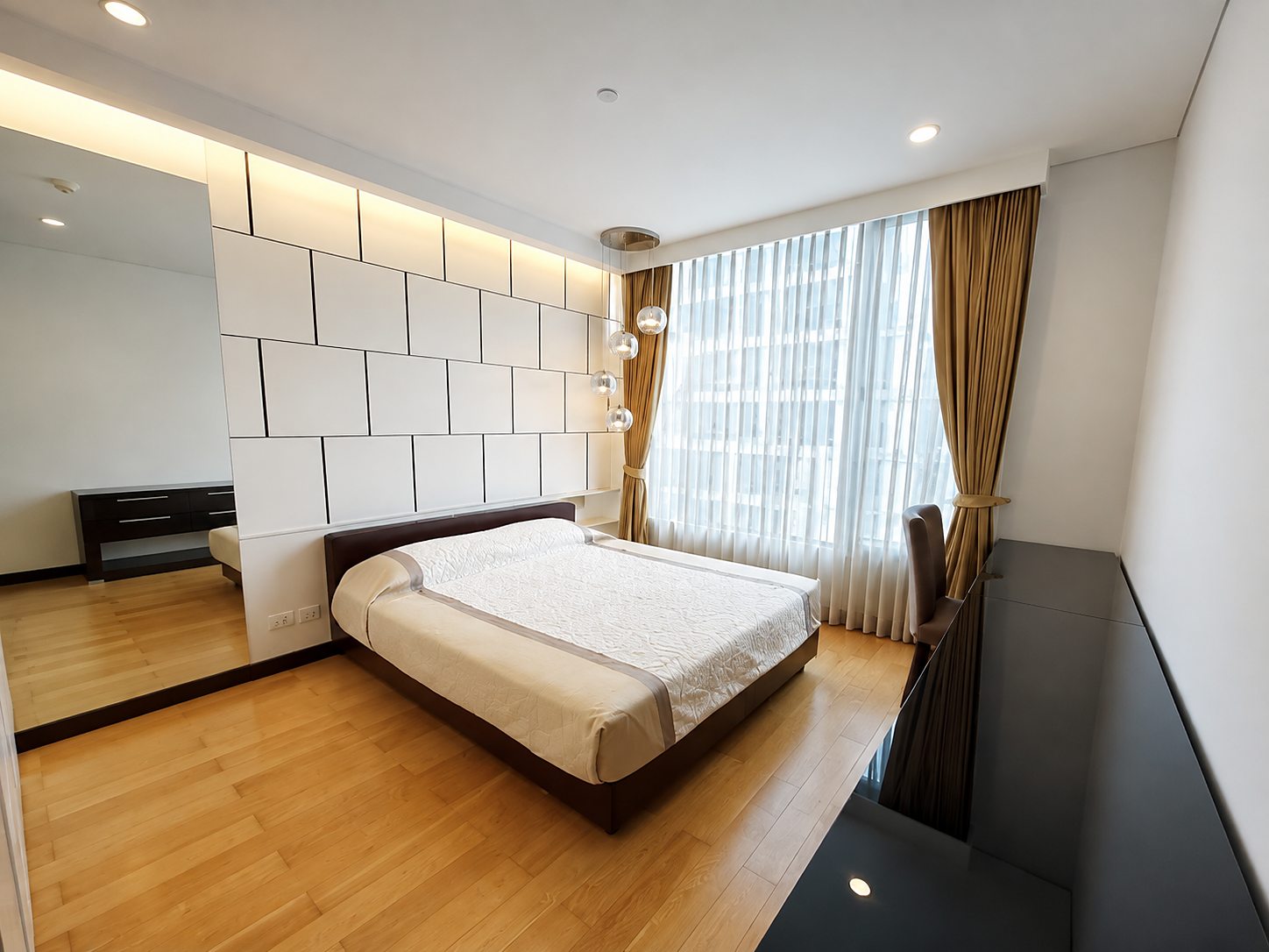 The Park Chidlom: Bedroom