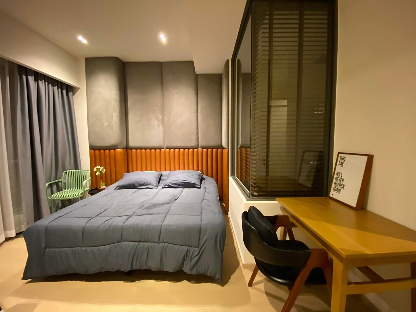The Strand Thonglor: Bedroom