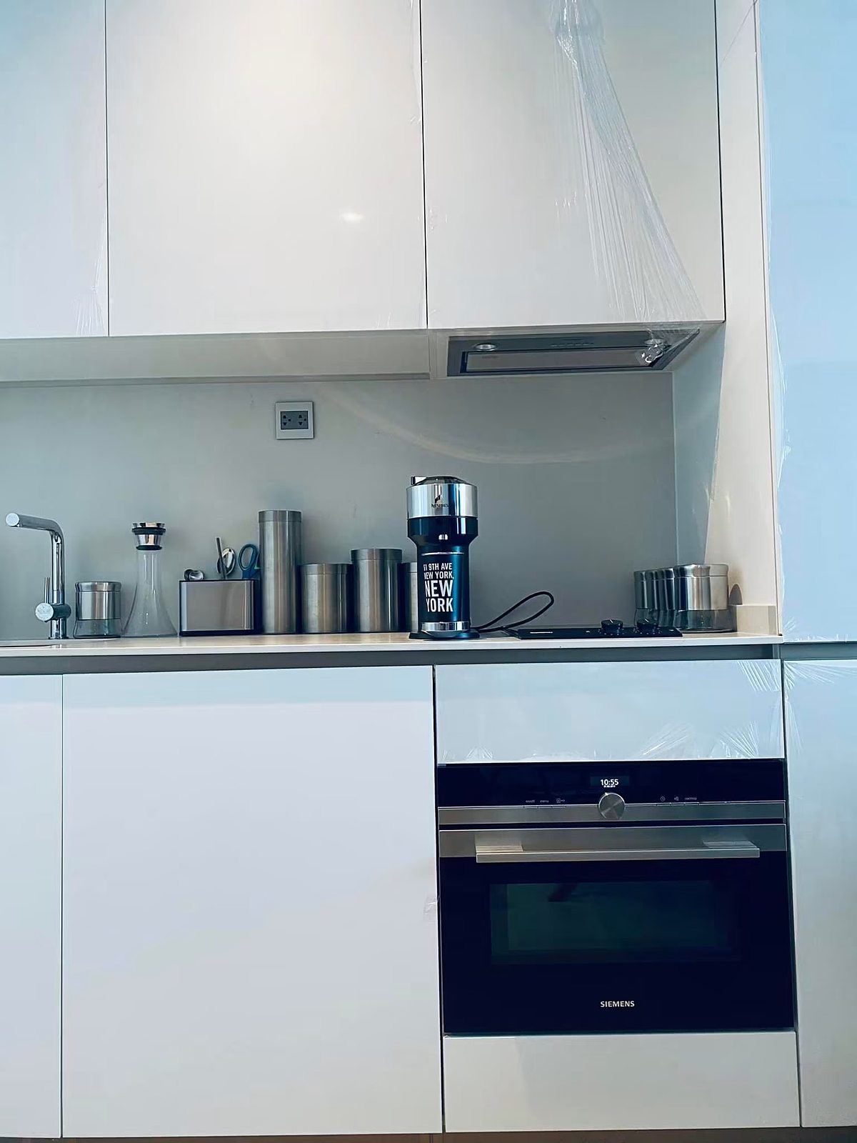 The Strand Thonglor: Kitchen
