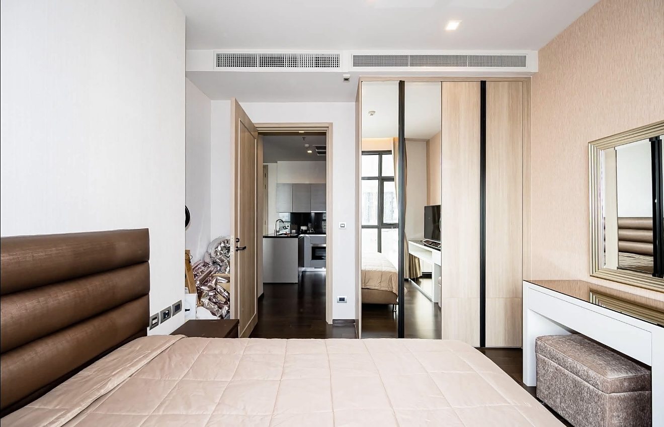 The XXXIX: Bedroom