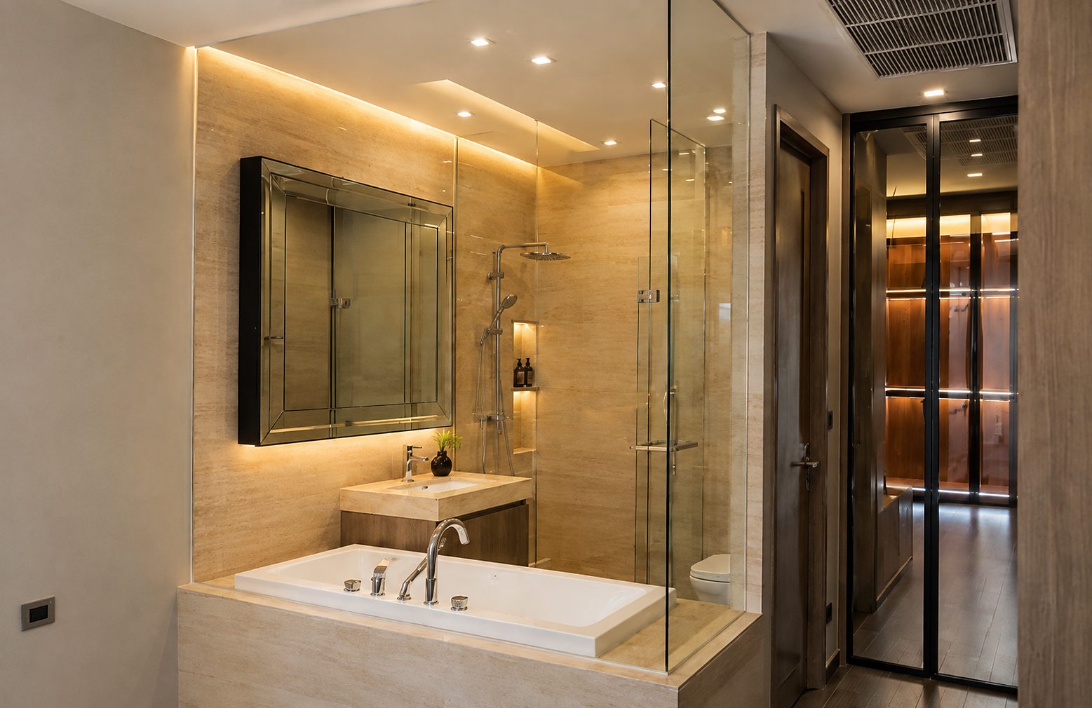 The XXXIX: Bathroom with bathtub