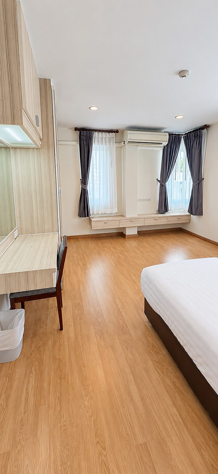 Thonglor Residence 21 · 2-Bedroom: Bedroom