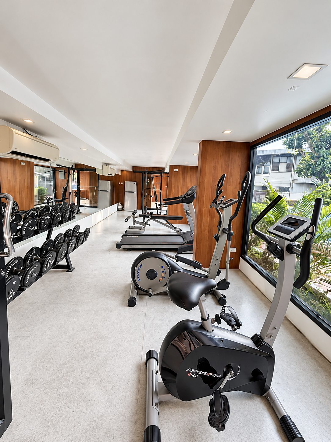 Thonglor Residence 21 · 2-Bedroom: Fitness room